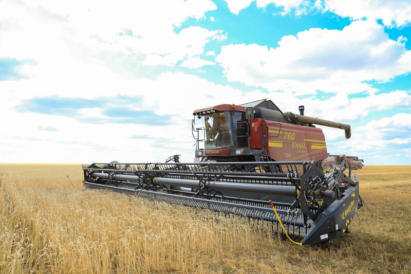 Глава региона Асхат Шахаров с рабочей поездкой находится в Айтекебийском районе