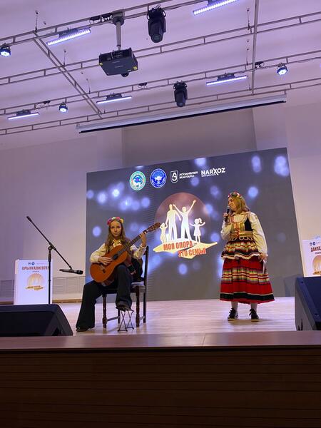 В Алматы выбрали лучшую семью к 30-летию АНК