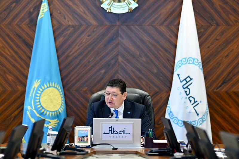 В области Абай обсудили актуальные вопросы сферы образования