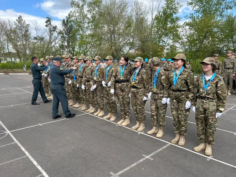 В Астане прошел финальный этап конкурса песни «В строю красив - в бою отважен»