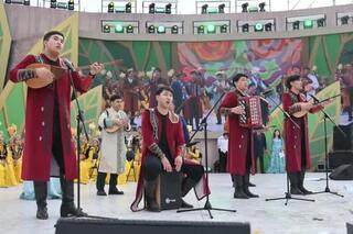 «Шымкент сазы» - праздник традиционного искусства прошёл в честь Наурыза