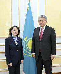 Министр иностранных дел Казахстана провёл встречу с главой Фонда тюркской культуры и наследия