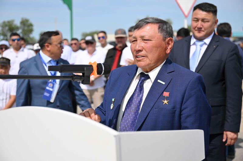 В селе Аксуат построят новую школу на 300 мест