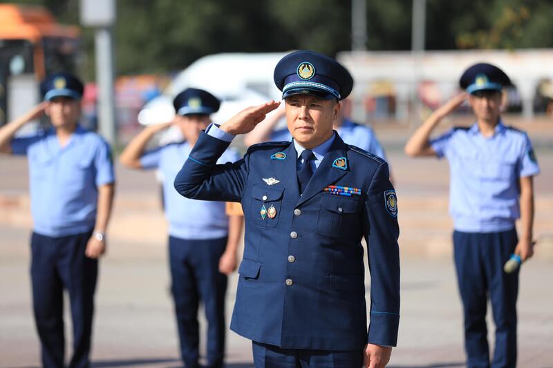Закон и порядок: Масштабный гарнизонный развод полиции прошел в Актобе