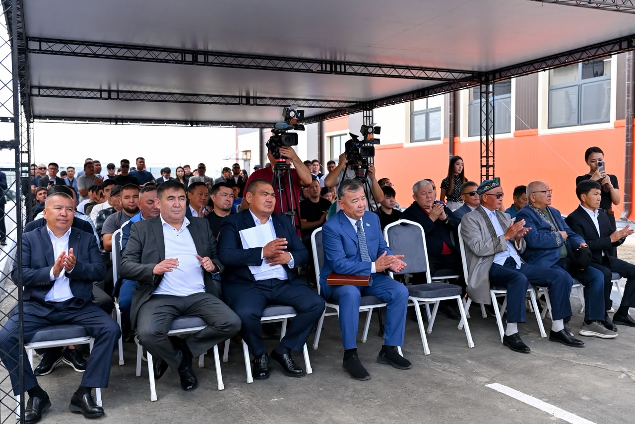 «Абайға құрмет»: в Семее открылся физкультурно-оздоровительный комплекс