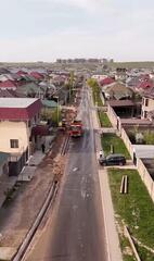 В МИКРОРАЙОНЕ «НУРТАС» ВОССТАНОВЯТ ДОРОЖНОЕ ПОКРЫТИЕ НА 10 УЛИЦАХ