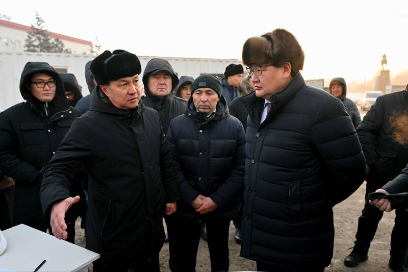 Здание железнодорожного вокзала в Семее модернизируется