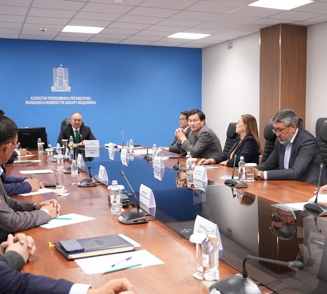 Новые механизмы подготовки к государственной службе обсудили на заседании Общественного совета