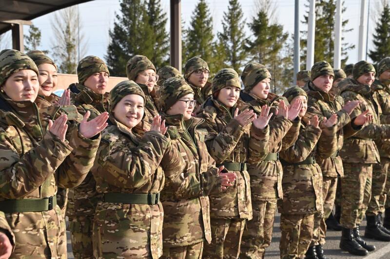 Курсанты военной кафедры на практике осваивают основы военно-учетной специальности