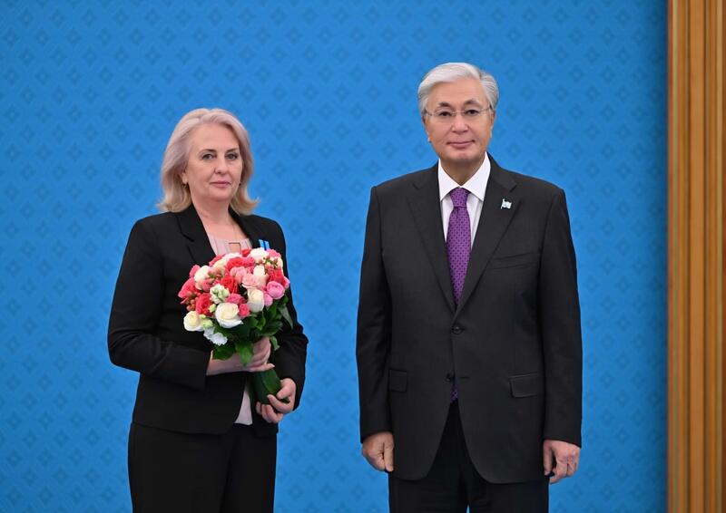 Кудайбергенова Татьяна Сергеевна - преподаватель казахского языка, в частном учреждении комплекса школьного-дошкольного сектора «Школа будущего Әділет», награждена медалью «Ерен еңбегі үшін»