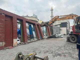 Сразу несколько коммерческих объектов снесли в Алматы