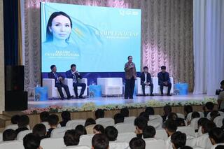 В Актобе состоялся молодёжный форум «Одна Родина. Один Флаг. Одна Цель»