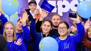 Блистательная боксёр Аида Абикеева вернулась в Караганду после триумфа в Англии