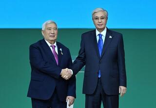 Амангосу Толеуову присвоено звание ««Қазақстанның Еңбек Ері»