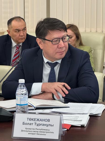 В МИНЗДРАВЕ ОБСУДИЛИ ПРОЕКТ КОНСТИТУЦИОННЫХ ИЗМЕНЕНИЙ В ЧАСТИ ПРАВА НА МЕДИЦИНСКУЮ ПОМОЩ