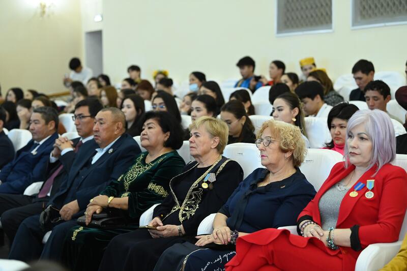 «Бірлігі бекем Сыр елі»: Состоялся республиканский форум Кызылординской областной Ассамблеи народа Казахстана