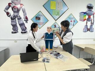 ШКОЛЬНИЦА ИЗ ОБЛАСТИ АБАЙ СОЗДАЛА РОБОТ-УВЛАЖНИТЕЛЬ ВОЗДУХА