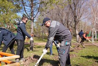 «Таза Қазақстан»: 5000 строителей столицы продолжают участие в общенациональной инициативе