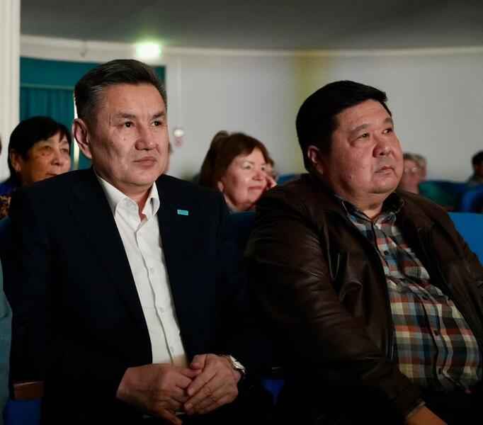 В ВКО состоялась премьера спектакля «Ангел в тюбетейке»