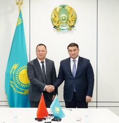 ТУРКЕСТАН: НУРАЛХАН КУШЕРОВ ВСТРЕТИЛСЯ С ИНВЕСТОРАМИ И ПРОВЕЛ ПЕРЕГОВОРЫ ПО РЕАЛИЗАЦИИ НОВЫХ ПРОЕКТОВ