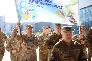 Массовый забег к 80-летию Великой Победы организовал Национальный университет обороны РК