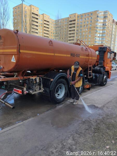 В Астане продолжается масштабная уборка после зимы