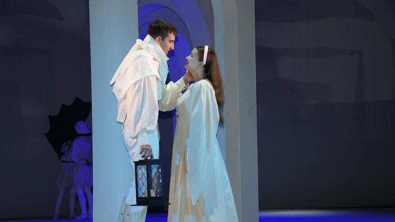 «Спектакль о том, что мы потеряли»: В Театре Станиславского премьера «Ромео и Джульетта»