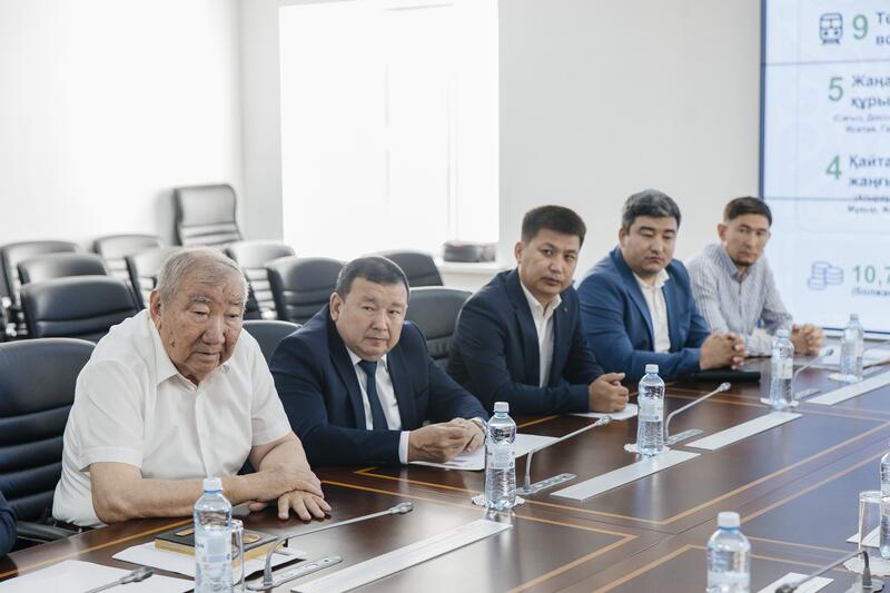 Глава региона поручил усилить контроль за модернизацией железнодорожных вокзалов