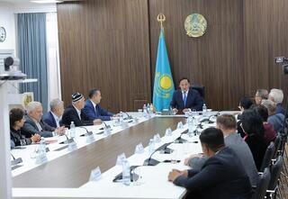 Ербол Карашукеев принял участие в расширенном заседании Совета регионального АНК