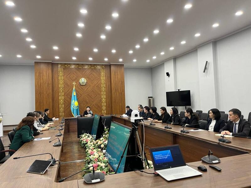 Нормы служебной этики обсудили в аппарате акима Темиртау
