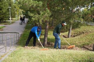 Прокуроры приняли участие в общегородском субботнике в рамках программы «Таза Қазақстан»