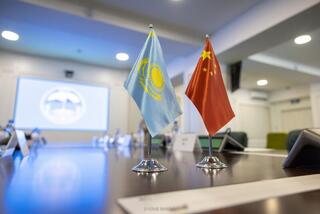 Бейбит Исабаев встретился с Генеральным консулом КНР в Алматы
