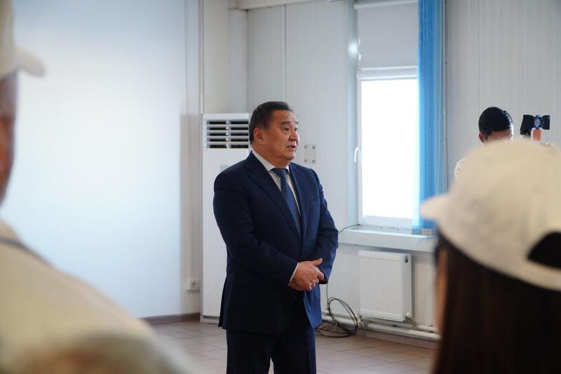 Аким области встретился с коллективом Макинской птицефабрики