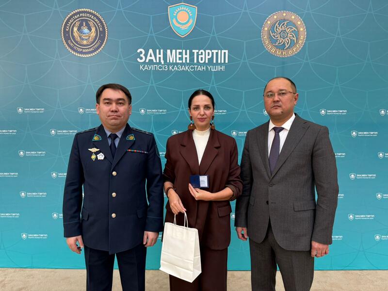 В Талдыкоргане общественным помощникам полиции вручили удостоверения