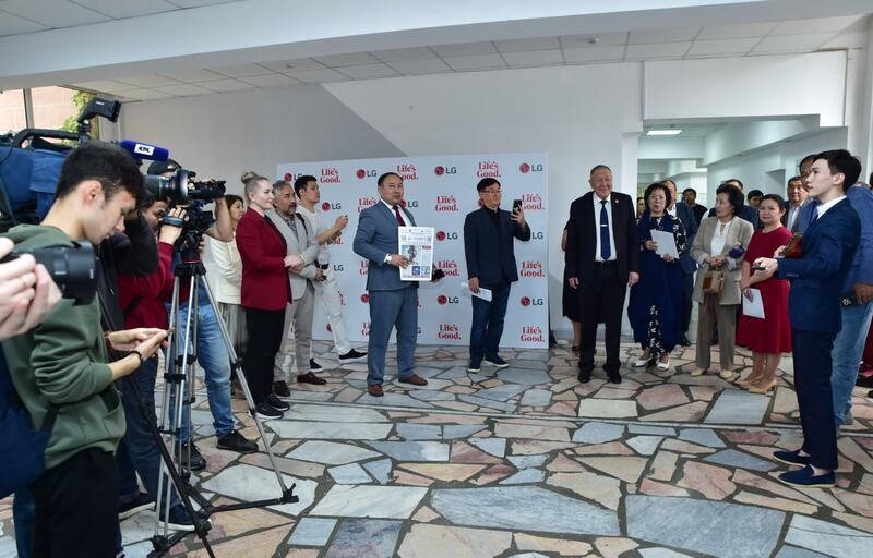 В КазНУ открыт Центр искусственного интеллекта в медиа