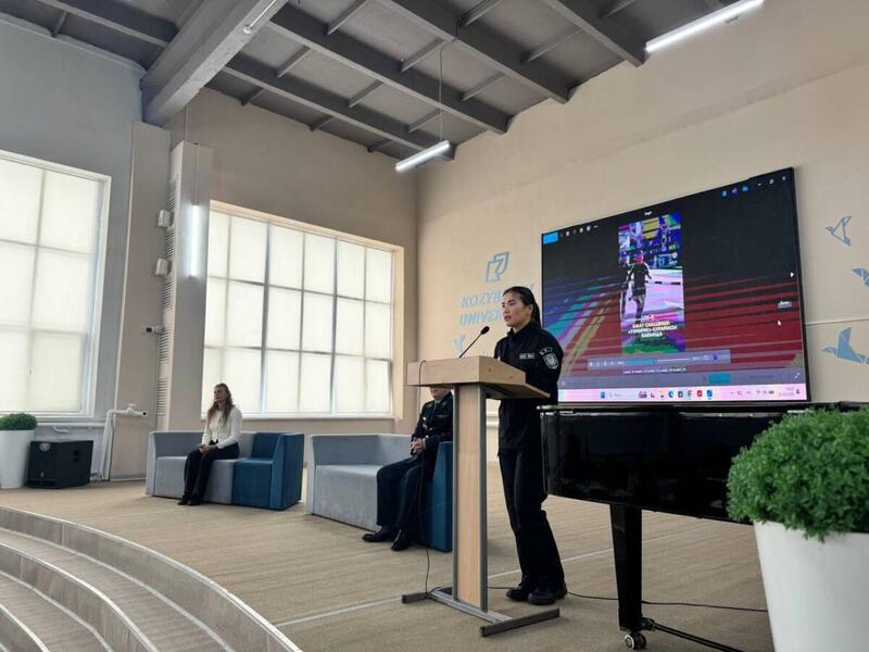 Чемпионки мира в погонах встретились со студентами в СКО