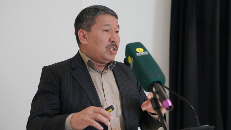 Рассмотрены актуальные вопросы развития племенного животноводства