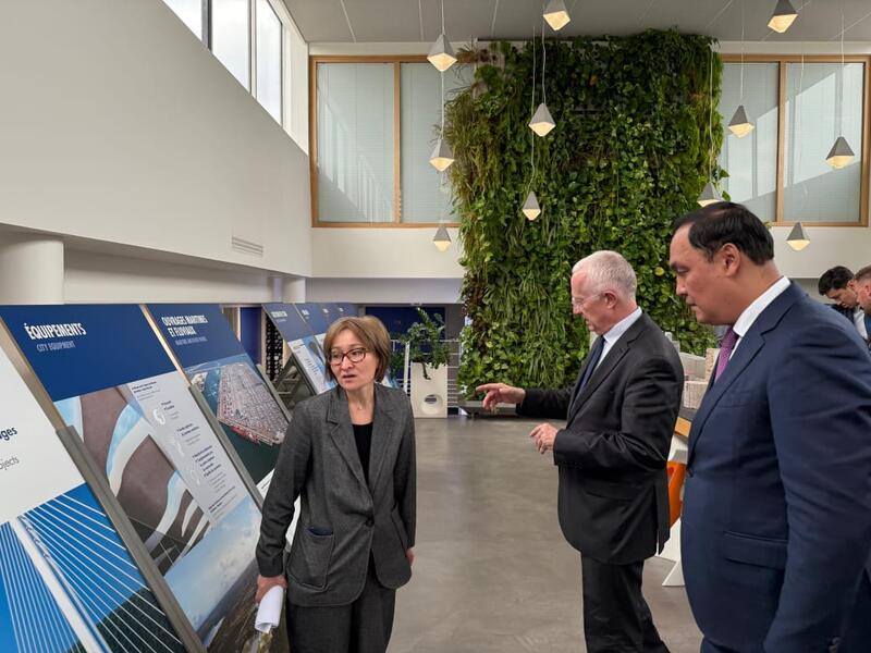 Делегация Жамбылской области провела переговоры во Франции по развитию инвестиционного сотрудничества