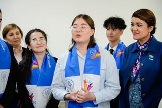 Создание безопасных пространств и развитие инфраструктуры для подростков обсудили депутаты маслихата со школьными активистами в Астане