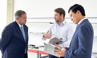 МИНИСТР НАУКИ И ВЫСШЕГО ОБРАЗОВАНИЯ РК ПОСЕТИЛ КАРНИУ ИМ. Е.А.БУКЕТОВА