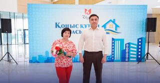НОВЫЕ КВАРТИРЫ, НОВЫЕ ПЕРСПЕКТИВЫ: В ШЫМКЕНТЕ СЕМЬЯМ ВРУЧИЛИ КЛЮЧИ