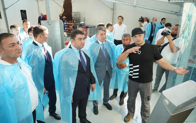 В ТУРКЕСТАНСКОЙ ОБЛАСТИ ЗАПУЩЕН СОВРЕМЕННЫЙ ОТКОРМОЧНЫЙ КОМПЛЕКС И МЯСОКОМБИНАТ НА 5000 ГОЛОВ