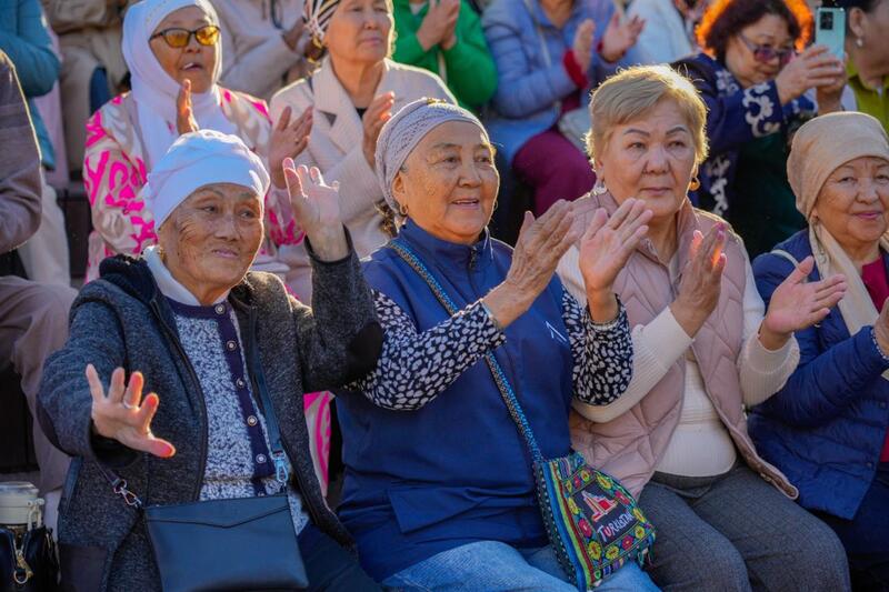 Песни молодости зазвучали вновь: в Астане подвели итоги танцевальных вечеров для пенсионеров