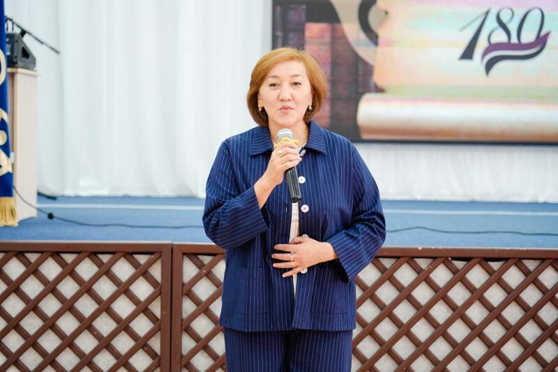 В Астане организовали беседу с победителями республиканского конкурса «Абаевские чтения»