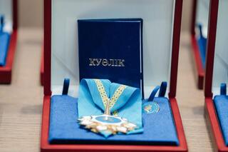 Состоялось торжественное награждение звания «Почетного гражданина области Абай»