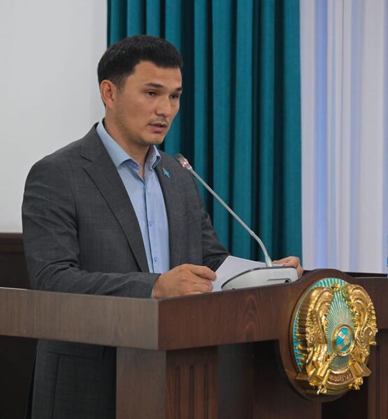 Аким Павлодарской области Асаин Байханов провел совещание по вопросам прохождения вегетационного периода и заготовки кормов