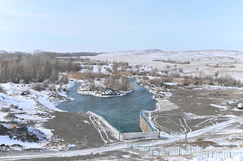 Вице-премьер Канат Бозумбаев ознакомился с ходом противопаводковых мероприятий в области Абай