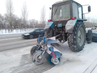 Более 1 300 единиц спецтехники задействованы в снегоуборке в Астане