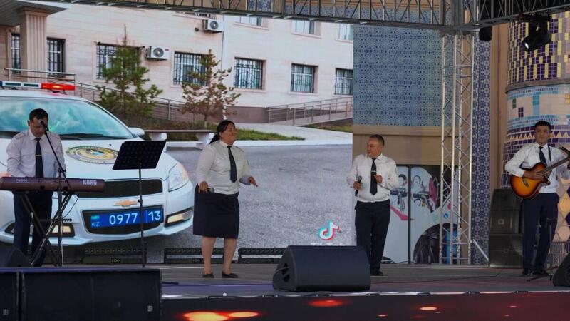 Полицейские организовали незабываемый праздник для детей в Туркестанской области