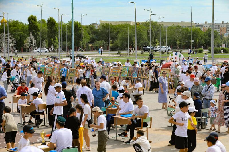 В Актобе ярко и масштабно прошло празднование Международного дня защиты детей.